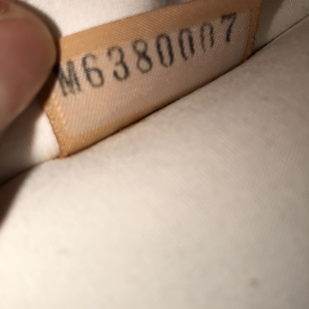 Dooney & Bourke Small Hand Bag - Picture 3 of 3